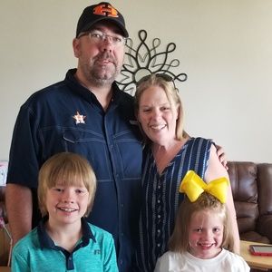 Meet your Posher, Crystal